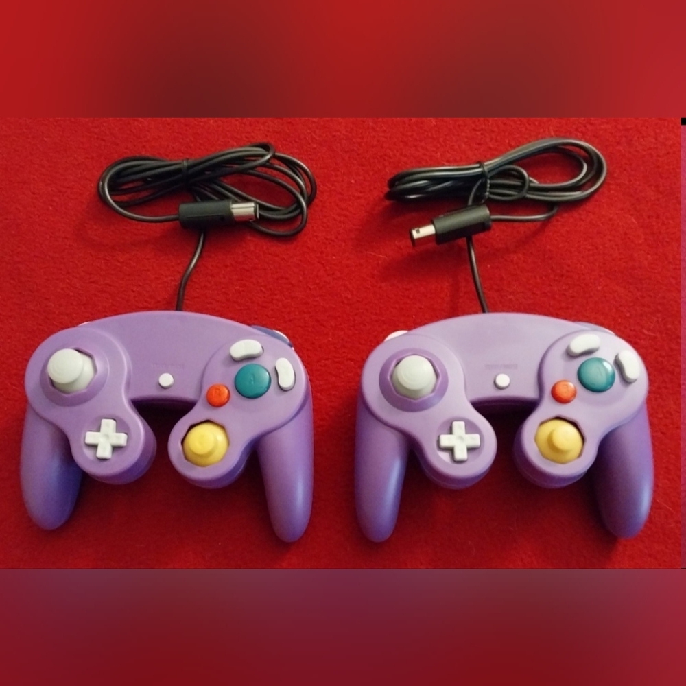 Lot of 2 Brand New Never Used GameCube Game Controllers Purple Nintendo W…